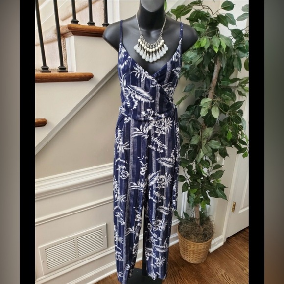 Derek Heart Blue and White Geometric Jumpsuit with Spaghetti Straps - Picture 1 of 11